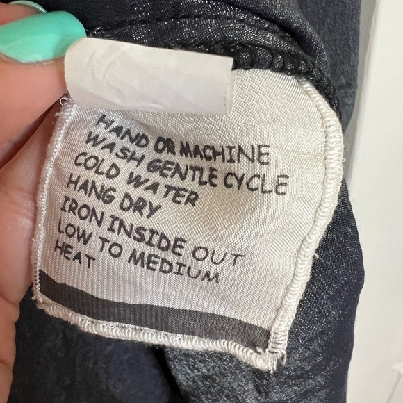 Harubella Metallic Dark Gray Blouse - Picture 7 of 9